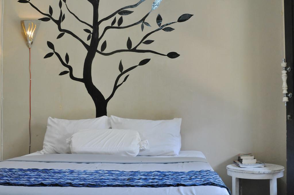 Three Little Birds Homestay 길리트라왕안 외부 사진