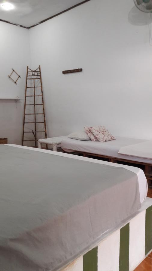 Three Little Birds Homestay 길리트라왕안 외부 사진